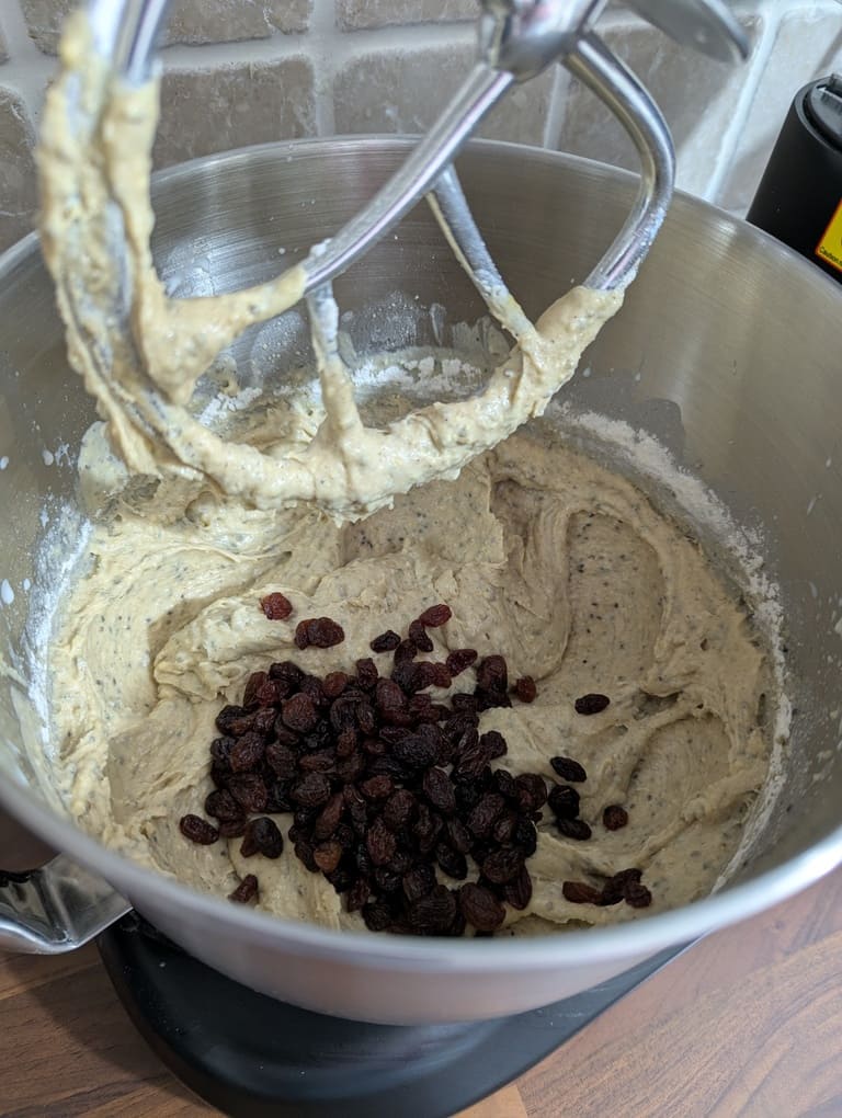 ajouter la raisins secs