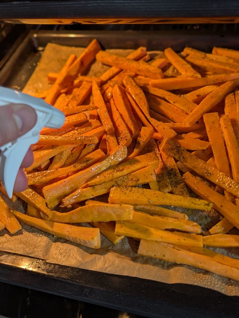 Vaporiser de l'eau sur les courges