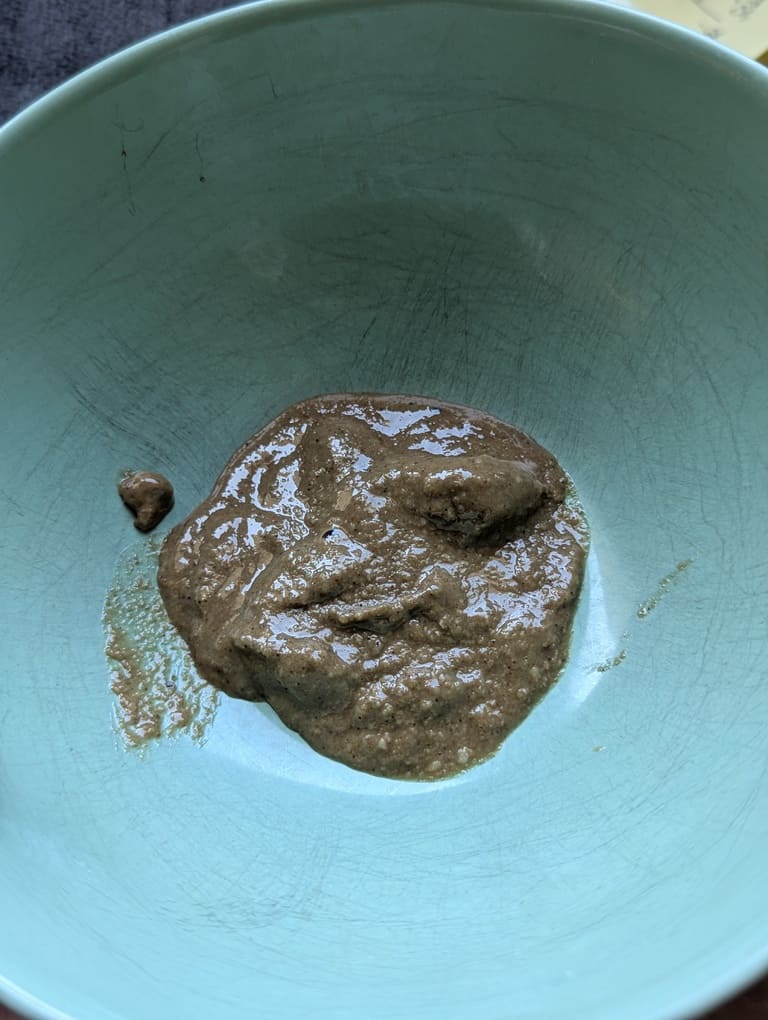 1 mettre le tahini dans le bol