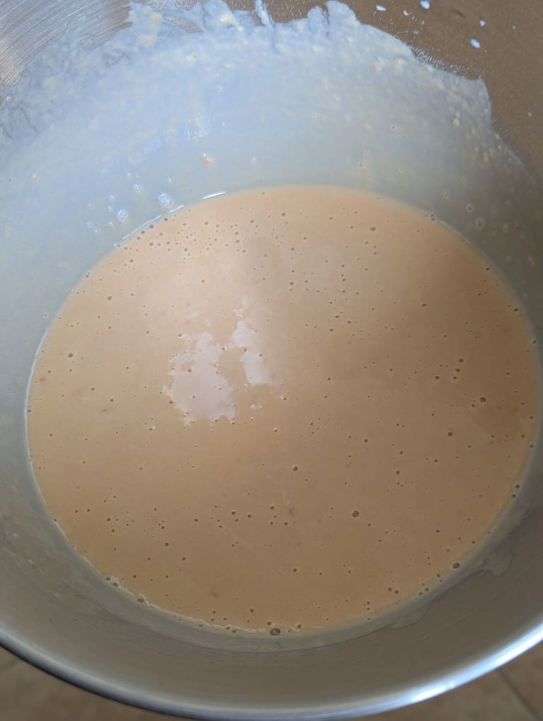 5 ajouter le lait puis mélanger