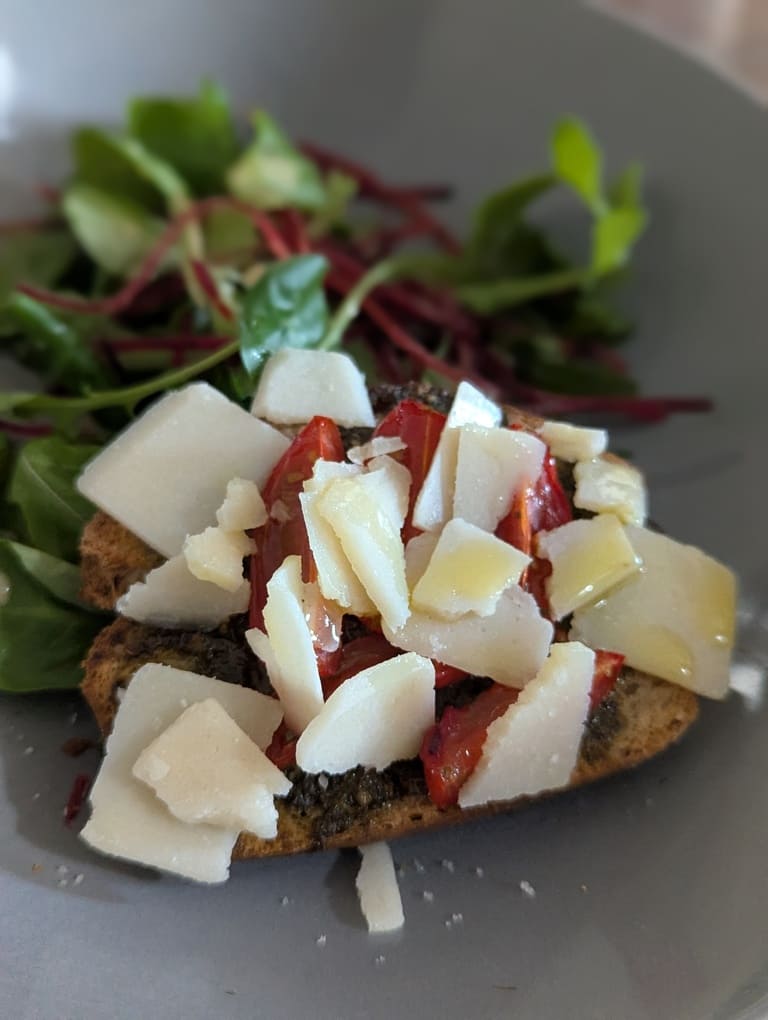 ajouter les copeaux de parmesan