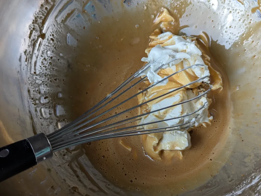 Mascarpone ajouté au mélange oeuf sucre et maïzena