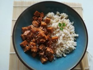 Tofu caramélisé assiette
