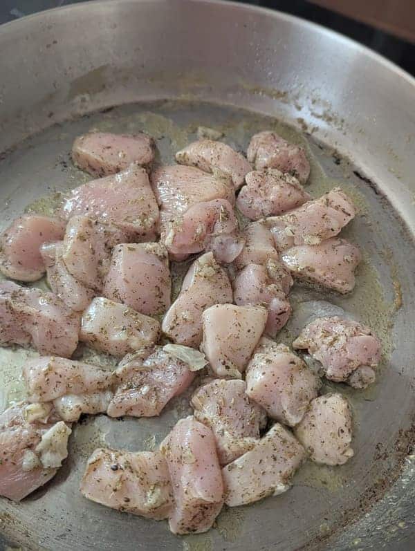 faire cuire le poulet dans une poele