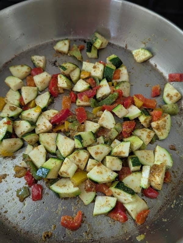 faire revenir les légumes dans une poele