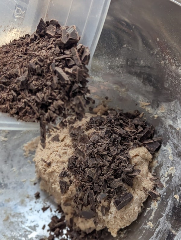 ajouter le chocolat en morceau