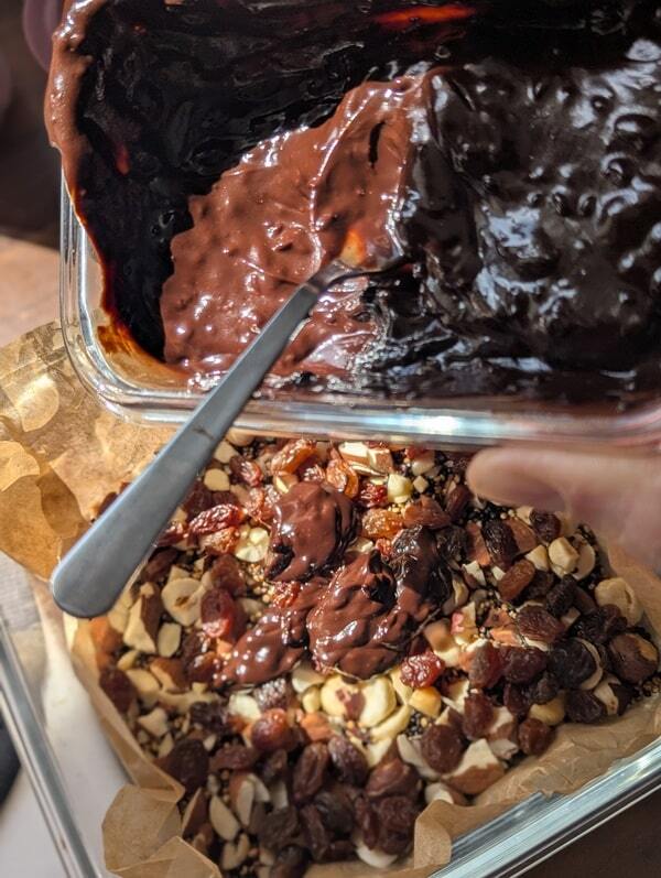 faire fond le chocolat et l’ajouter